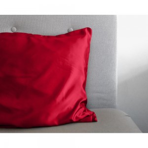 Beauty Skin Care Pillowcase Red
